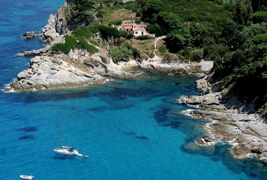 Hotel Barsalini SantʼAndrea エクステリア 写真