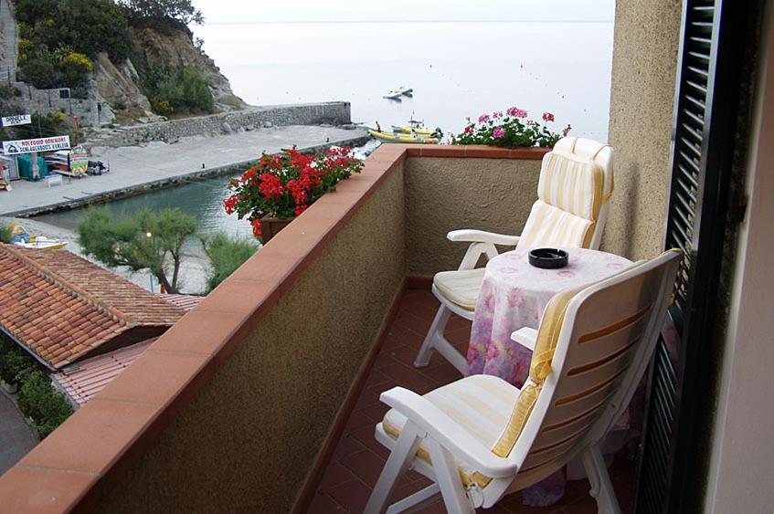 Hotel Barsalini SantʼAndrea エクステリア 写真