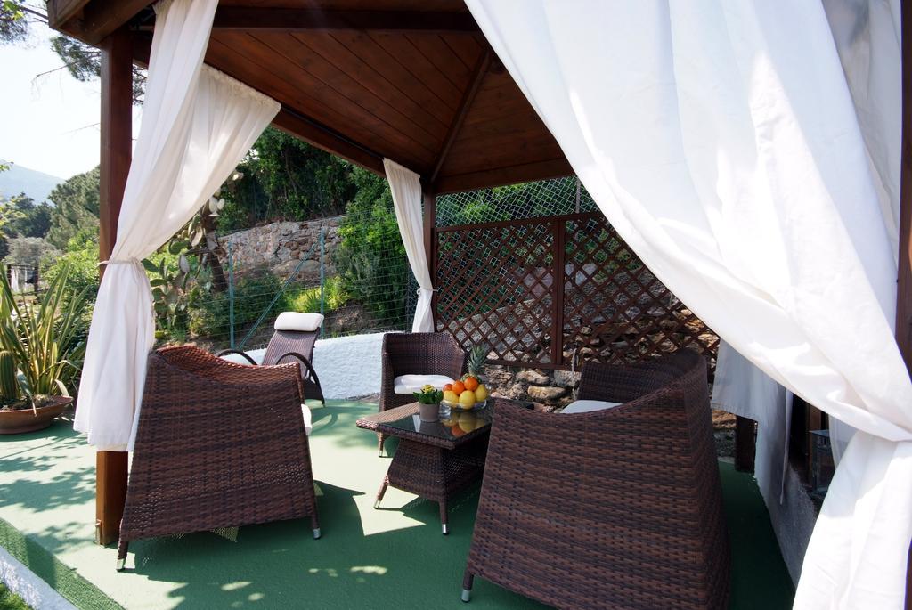 Hotel Barsalini SantʼAndrea エクステリア 写真