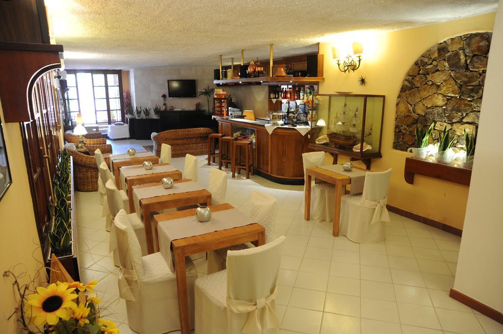 Hotel Barsalini SantʼAndrea エクステリア 写真