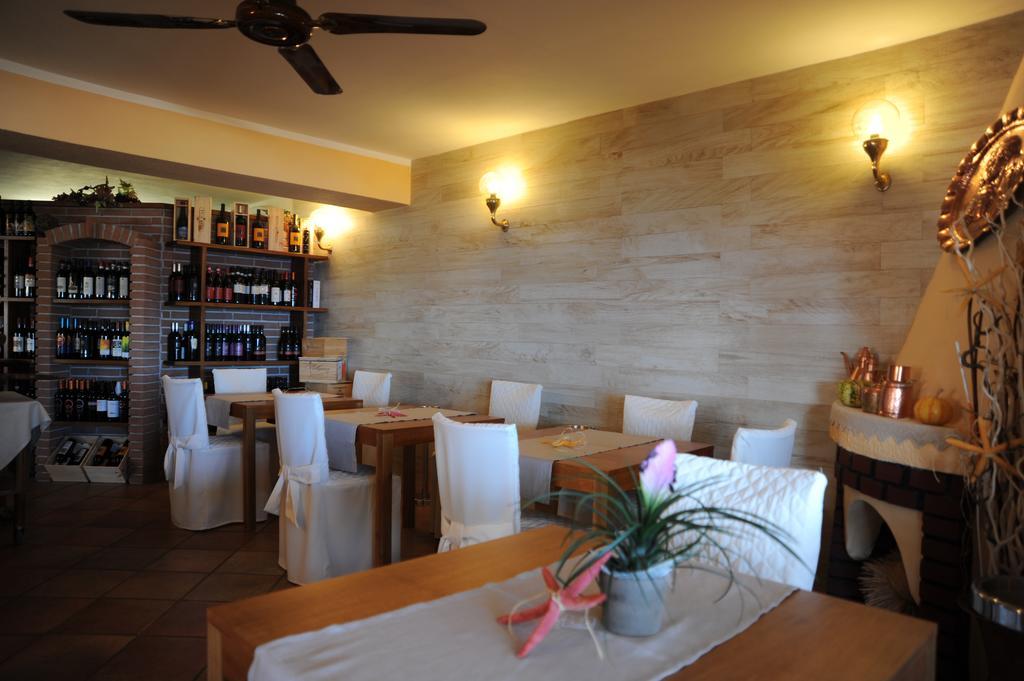 Hotel Barsalini SantʼAndrea エクステリア 写真