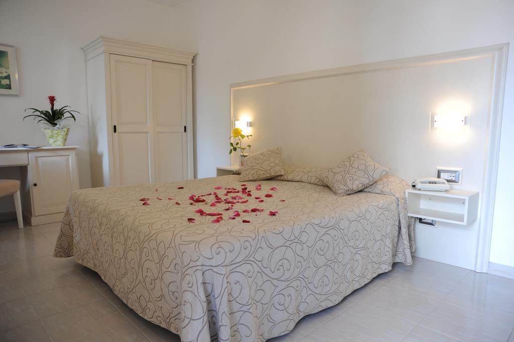 Hotel Barsalini SantʼAndrea 部屋 写真
